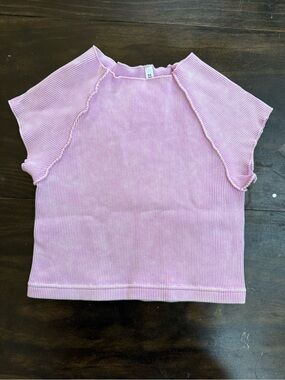 Zenana Outfitters Light Pink Ribbed Short Sleeve Tee